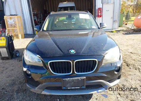 2014 BMW X1 xDrive28I z USA, uszkodzony, nr VIN WBAVL1C52EVY11560